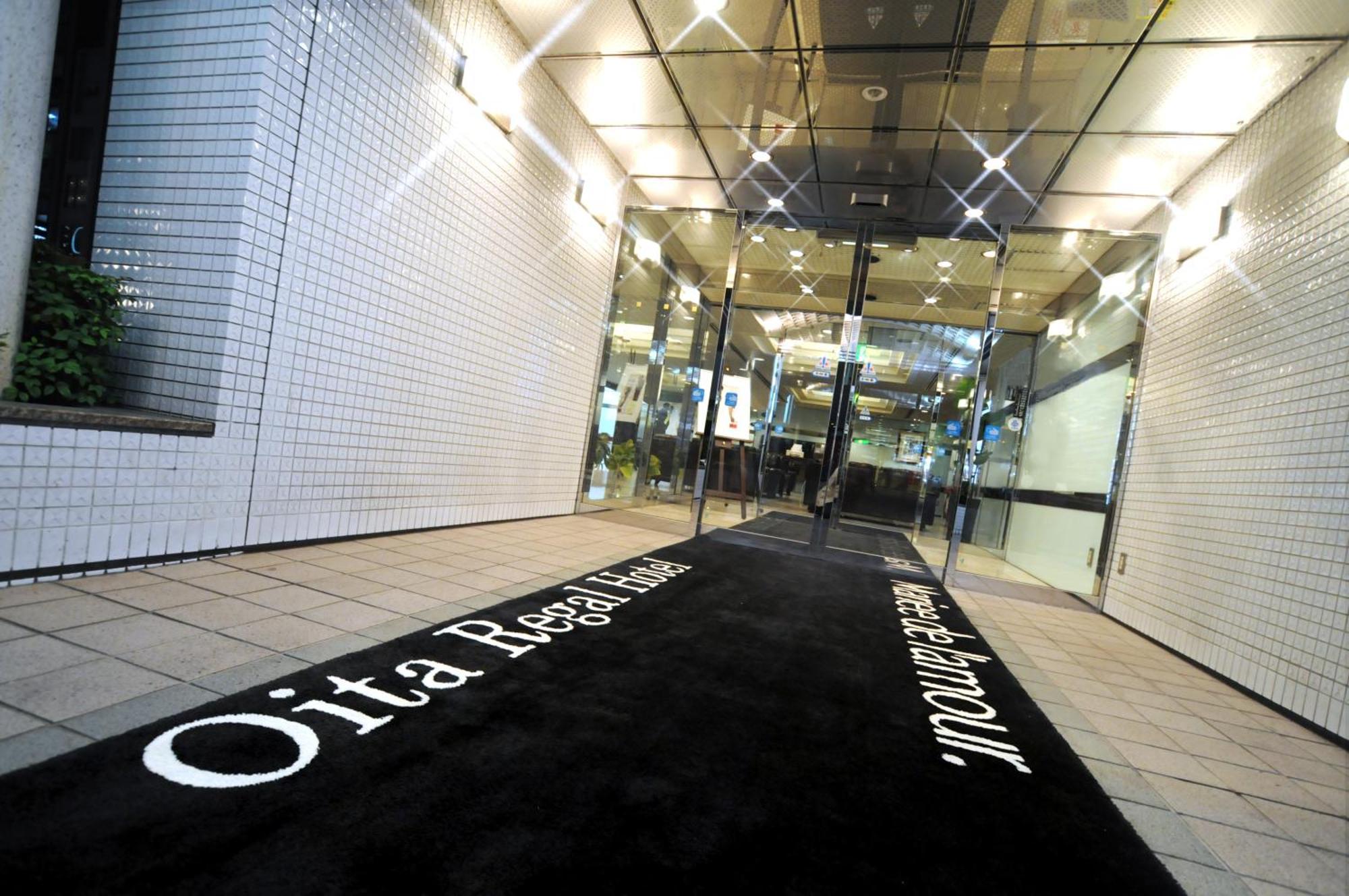 Oita Regal Hotel Exterior foto